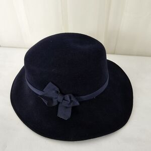 Vintage Tracey Tooker Elegant Navy Blue Wool Felt Hat With Bow